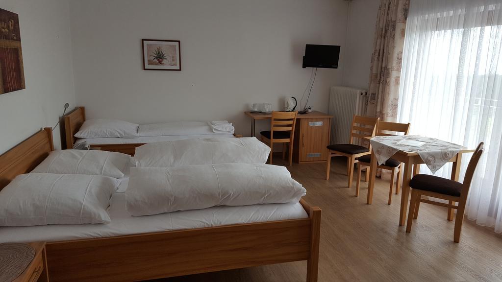 Hotel Landgasthof Hohenauer Hof Extérieur photo